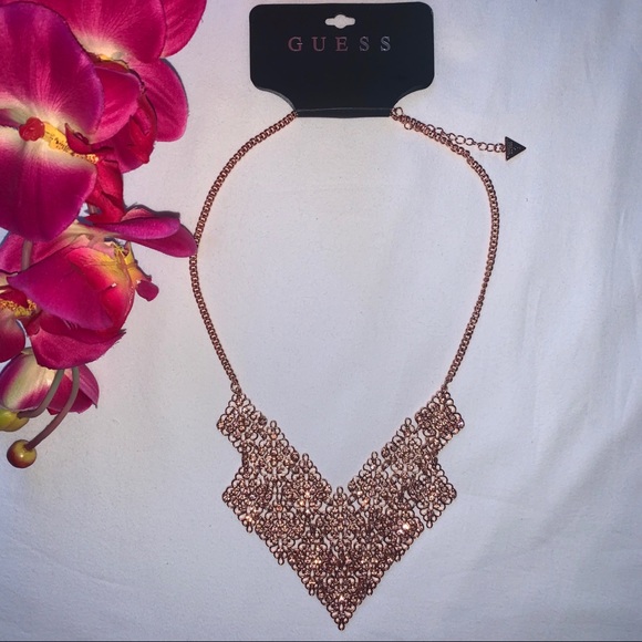 🎀FREE W/75$ PURCHASE Rose Gold Statement Necklace - Picture 1 of 4